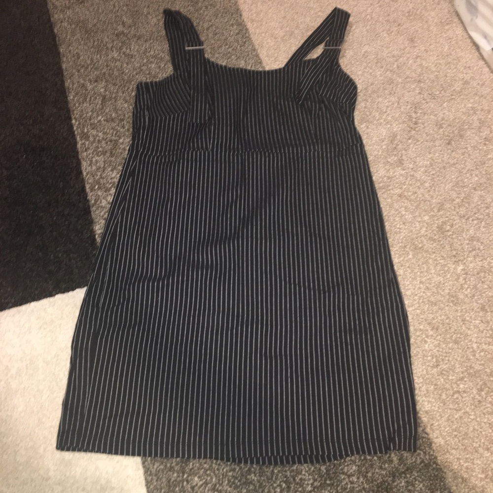 Black and white dress